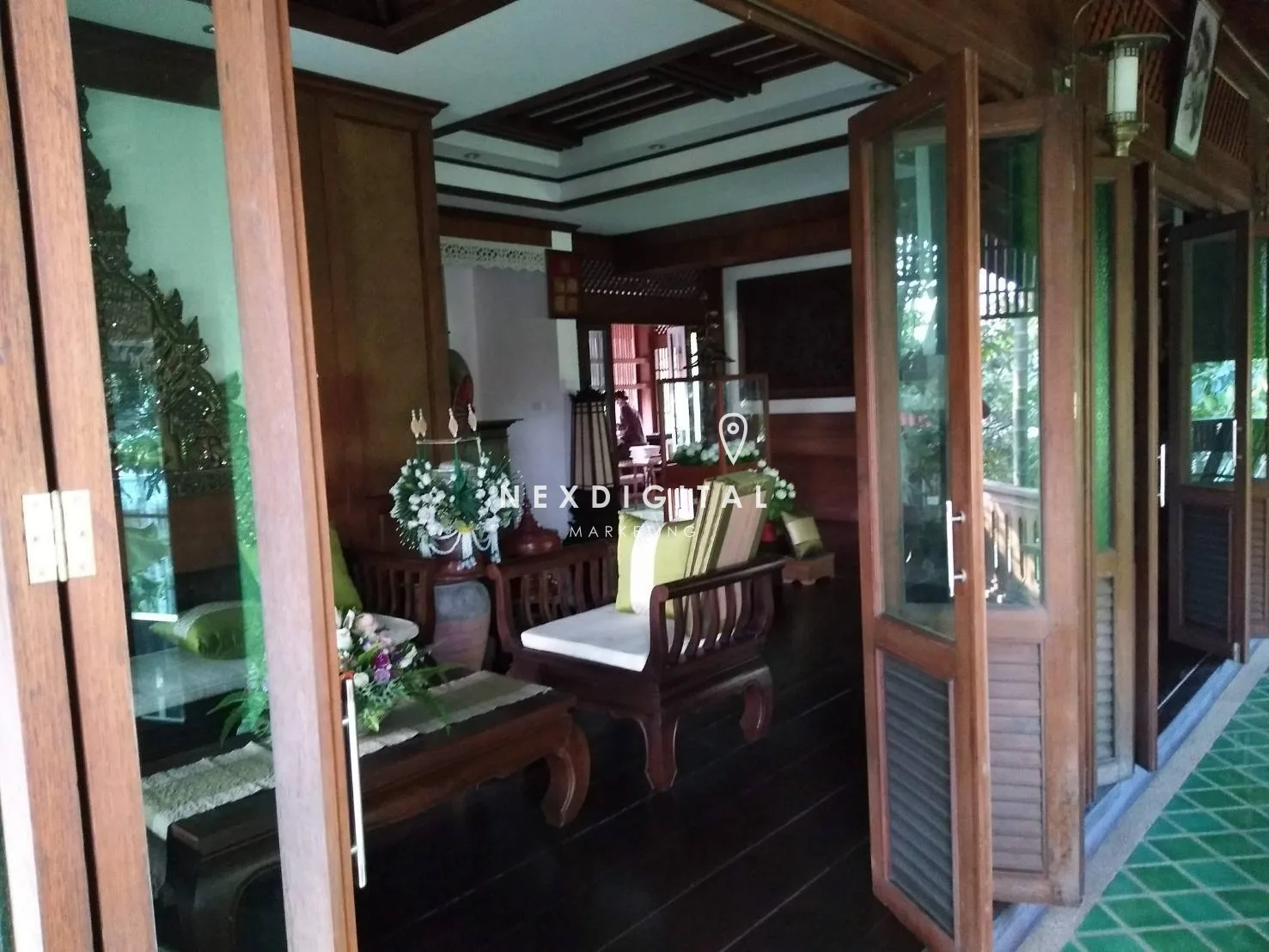 บ้านหรูสไตล์ ล้านนาแท้ 2 ชั้น หลังคาซ้อนหลายชั้น อลังการ  6 Story 5 ห้องนอน 8 ห้องน้ำ - 3