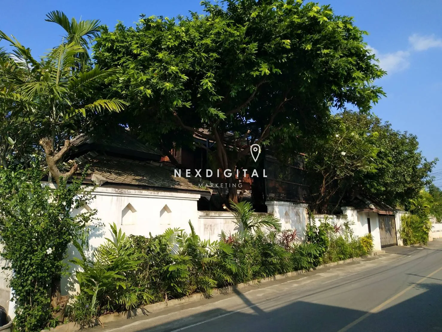 บ้านหรูสไตล์ ล้านนาแท้ 2 ชั้น หลังคาซ้อนหลายชั้น อลังการ  6 Story 5 ห้องนอน 8 ห้องน้ำ - 6